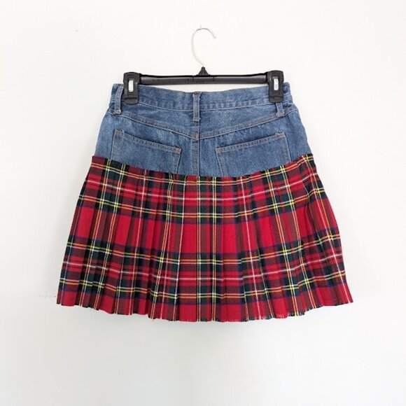 Design Lab, Jean and plaid Skirt - size Small - Picture 2 of 4
